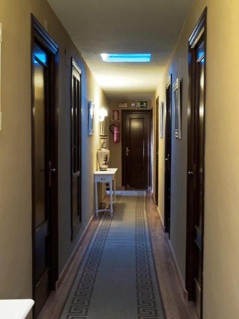 Hostal El Caballo Blanco Осуна Екстериор снимка