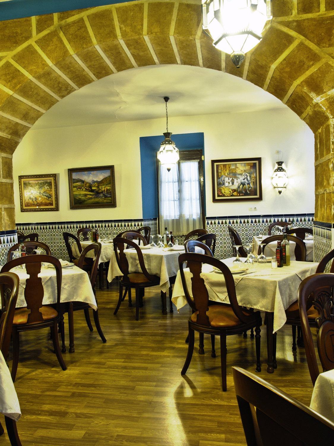 Hostal El Caballo Blanco Осуна Екстериор снимка