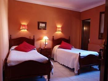 Hostal El Caballo Blanco Осуна Екстериор снимка