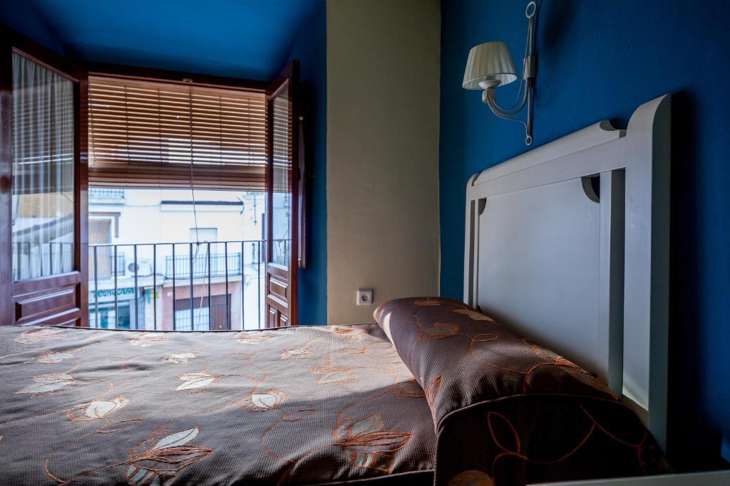 Hostal El Caballo Blanco Осуна Екстериор снимка