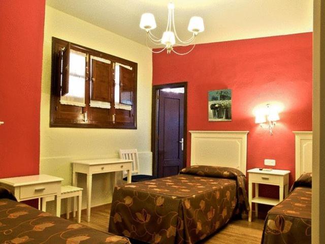 Hostal El Caballo Blanco Осуна Екстериор снимка