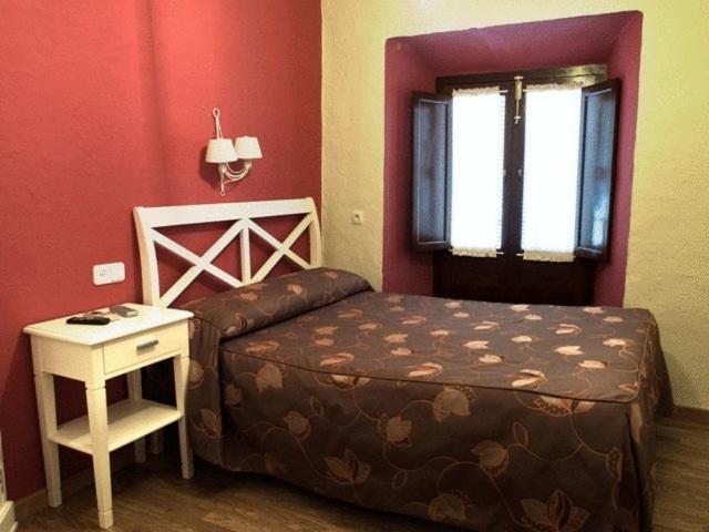 Hostal El Caballo Blanco Осуна Екстериор снимка