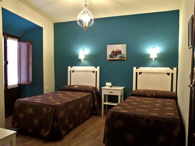 Hostal El Caballo Blanco Осуна Екстериор снимка