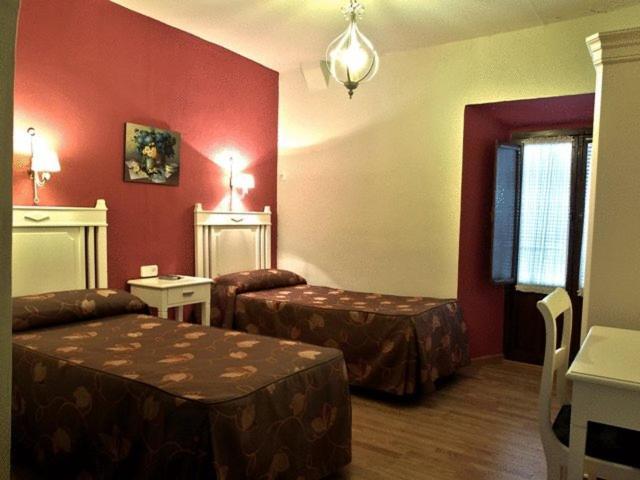 Hostal El Caballo Blanco Осуна Екстериор снимка